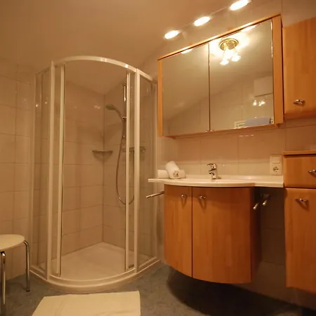 Wastingerhof אוברטיליאך